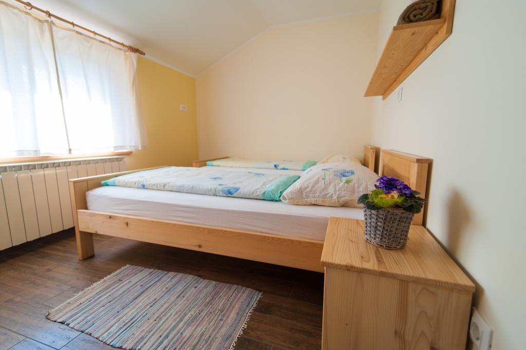 Tourist Farm Pri Kafolu Villa Tolmin Habitación foto
